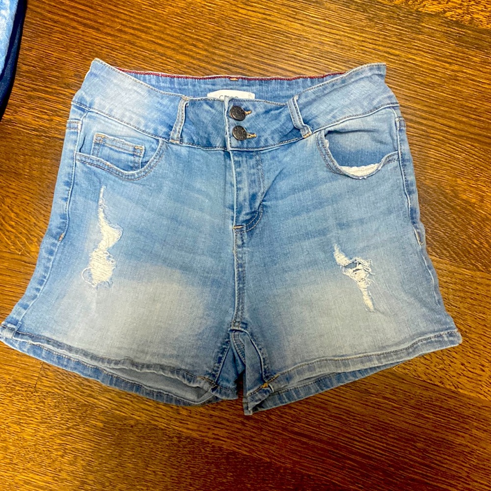 Cello Jean Shorts Size Medium
